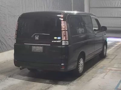 Honda STEP WAGON  с аукциона в Японии