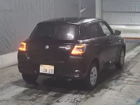 Suzuki SWIFT лот № 1372 оценка RA  с аукциона в Японии 1