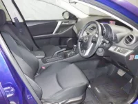 Mazda AXELA лот № 1424 оценка 3.5  с аукциона в Японии 2