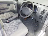 Suzuki EVERY лот № 1305 оценка 4  с аукциона в Японии 2