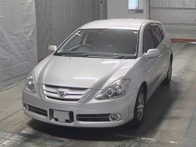 Toyota CALDINA  с аукциона в Японии