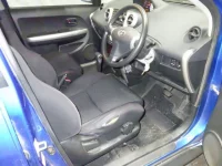 Toyota IST лот № 2512 оценка 3.5  с аукциона в Японии 2