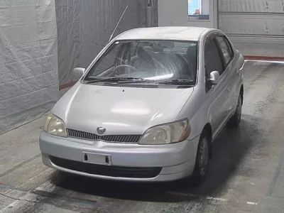 Toyota PLATZ