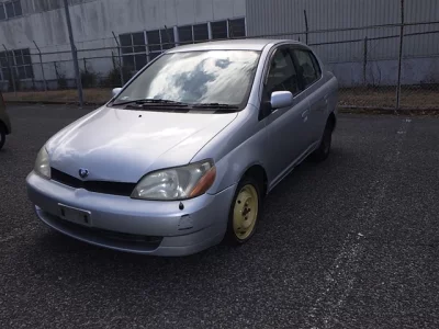 Toyota PLATZ  с аукциона в Японии