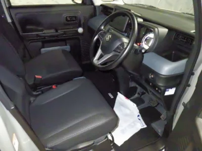 Suzuki Spacia Base