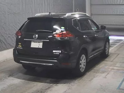 Nissan X-TRAIL