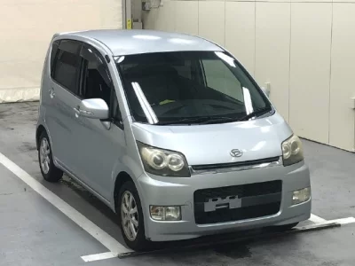Daihatsu MOVE  с аукциона в Японии