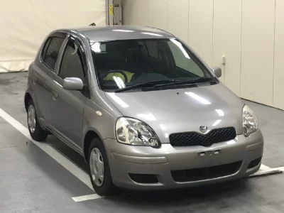 Toyota VITZ  с аукциона в Японии