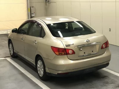 Nissan SYLPHY  с аукциона в Японии