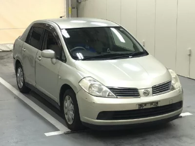 Nissan TIIDA LATIO