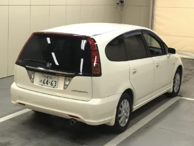 Honda STREAM  с аукциона в Японии
