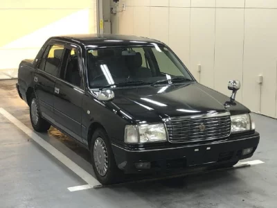 Toyota CROWN COMFORT  с аукциона в Японии