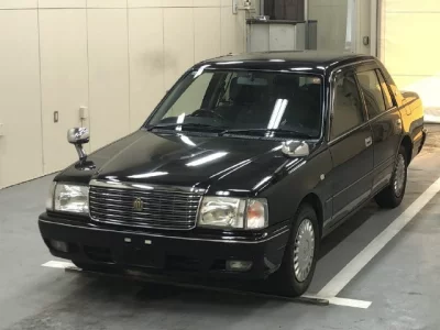 Toyota CROWN COMFORT  с аукциона в Японии