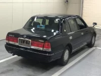 Toyota CROWN COMFORT лот № 2333 оценка R  с аукциона в Японии 3