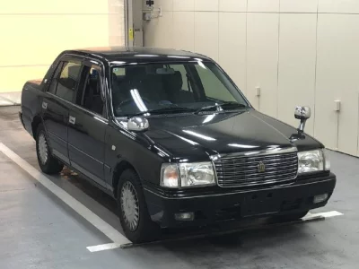 Toyota CROWN COMFORT  с аукциона в Японии