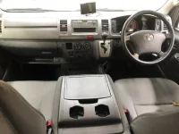 Toyota HIACE VAN лот № 2311 оценка R  с аукциона в Японии 4