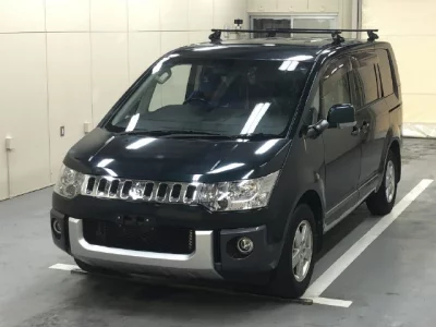 Mitsubishi DELICA D5