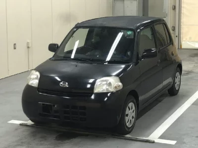 Daihatsu Esse