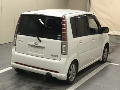 Daihatsu MOVE  с аукциона в Японии