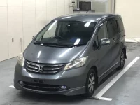 Honda FREED лот № 3720 оценка 4  с аукциона в Японии 2