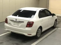 Toyota COROLLA AXIO лот № 3040 оценка 3.5  с аукциона в Японии 3