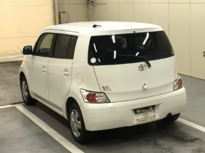 Toyota BB