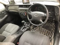 Toyota CROWN COMFORT лот № 3712 оценка 3.5  с аукциона в Японии 5