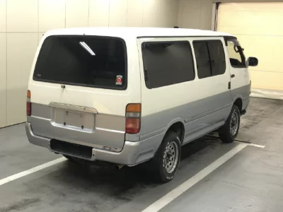 Toyota HiAce Van