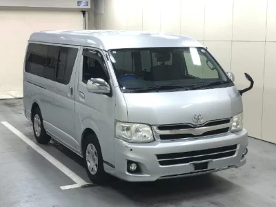 Toyota HIACE VAN  с аукциона в Японии