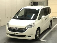 Honda STEP WAGON лот № 1096 оценка 3.5  с аукциона в Японии 2