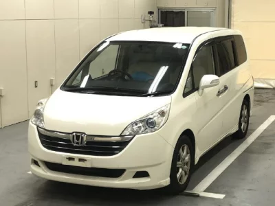 Honda STEP WAGON  с аукциона в Японии