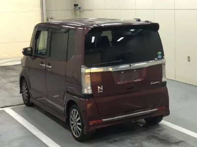 Honda N BOX