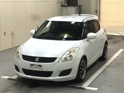 Suzuki SWIFT  с аукциона в Японии
