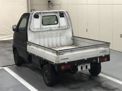 Suzuki CARRY TRUCK  с аукциона в Японии