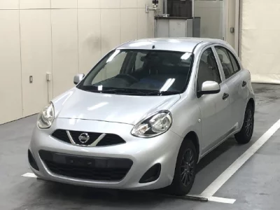 Nissan MARCH  с аукциона в Японии