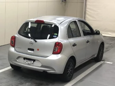 Nissan MARCH  с аукциона в Японии