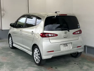 Daihatsu SONICA  с аукциона в Японии