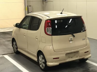 Suzuki MRWAGON
