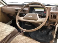 Mazda BONGO лот № 6173 оценка 3.5  с аукциона в Японии 4