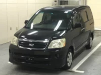 Toyota NOAH лот № 4567 оценка R  с аукциона в Японии 1