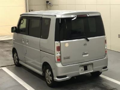 Nissan CLIPPER RIO  с аукциона в Японии