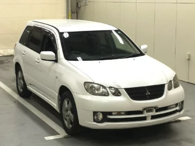 Mitsubishi AIRTREK  с аукциона в Японии
