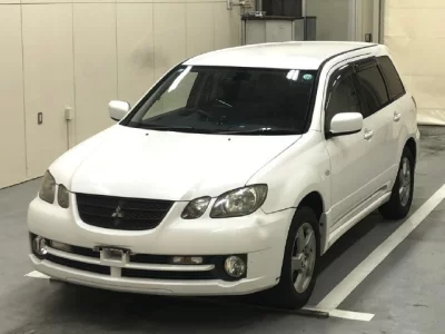 Mitsubishi AIRTREK  с аукциона в Японии