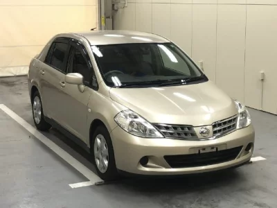 Nissan Tiida Latio