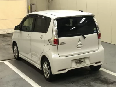 Mitsubishi EK CUSTOM