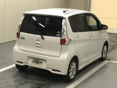 Mitsubishi EK CUSTOM