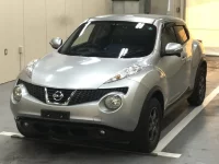 Nissan JUKE лот № 6240 оценка 3.5  с аукциона в Японии 2