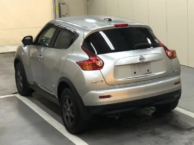 Nissan JUKE  с аукциона в Японии