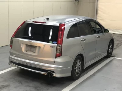Honda STREAM  с аукциона в Японии