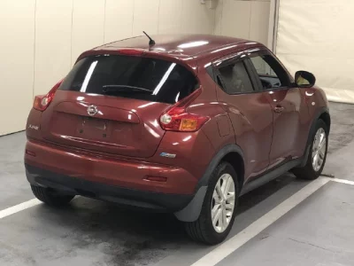 Nissan JUKE  с аукциона в Японии